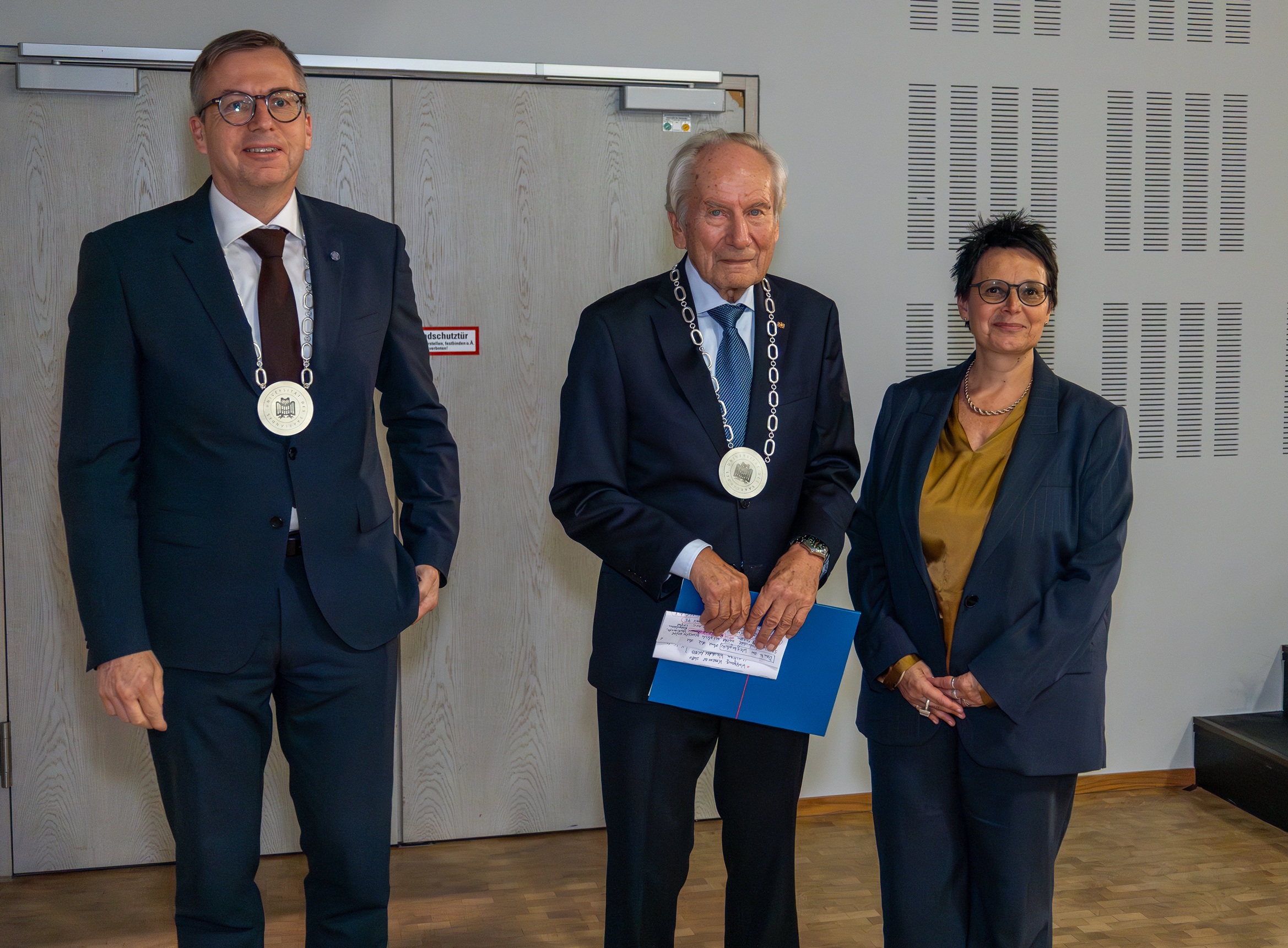 Honorary Senator Prof. Dr. Scheer